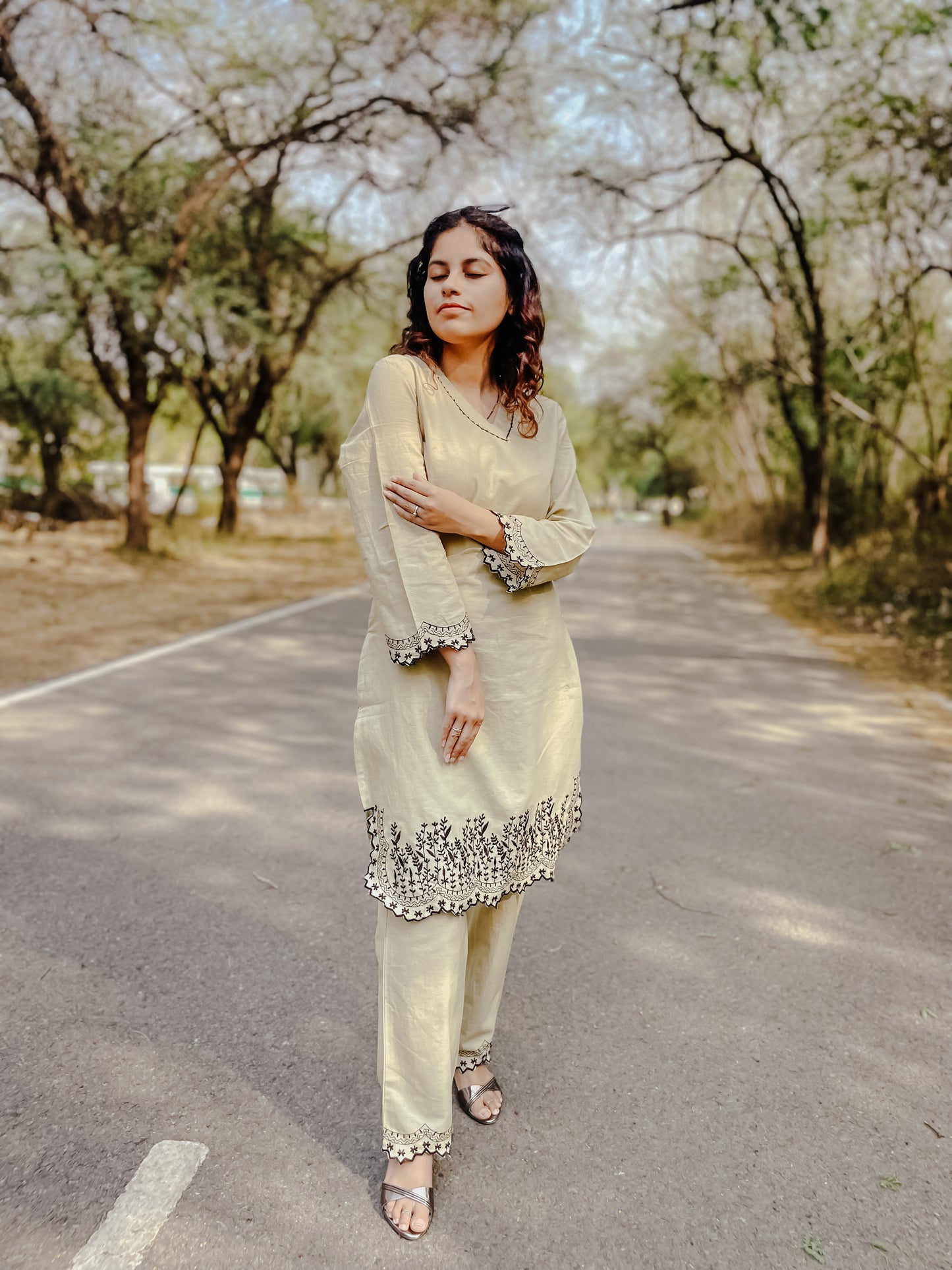 Noor-E-Kala Kurta Set
