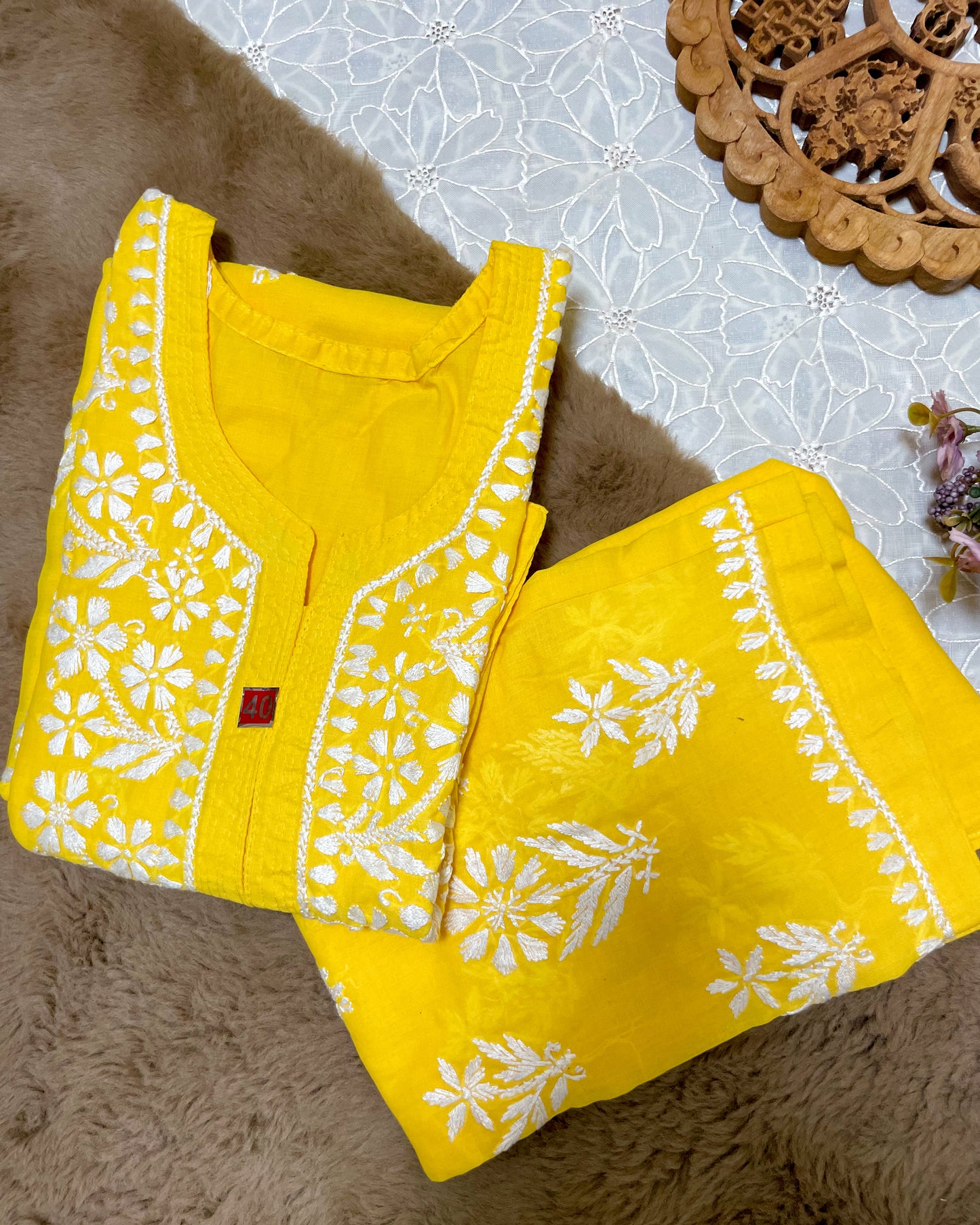 Noor-e-Saaf Kurta Set