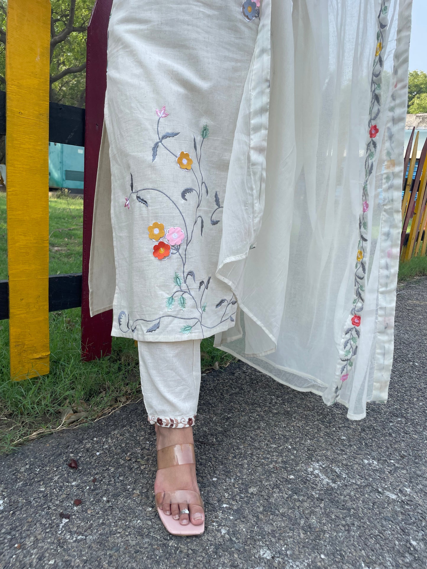 Gulrangi Nazaara 3-Piece Set